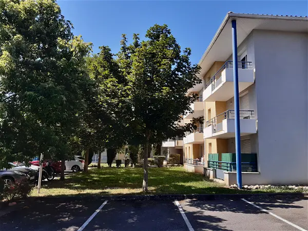Location appartement 3 pièces - 55m² à Pamiers (09100)