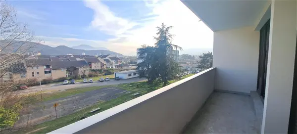 Location appartement 1 pièce - 30.51m² à Échirolles (38130)