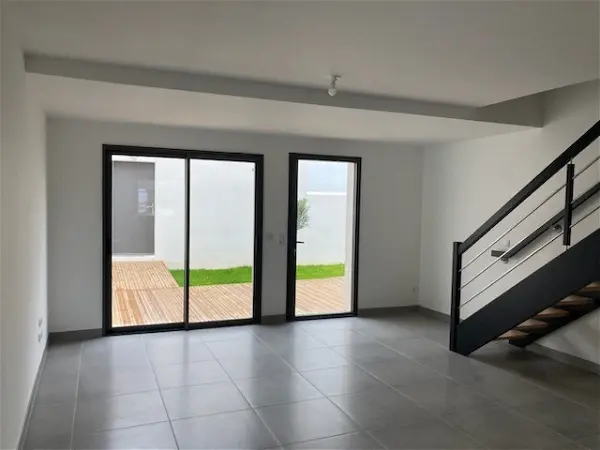Maison à louer - SALLES SUR MER, 4 pièces