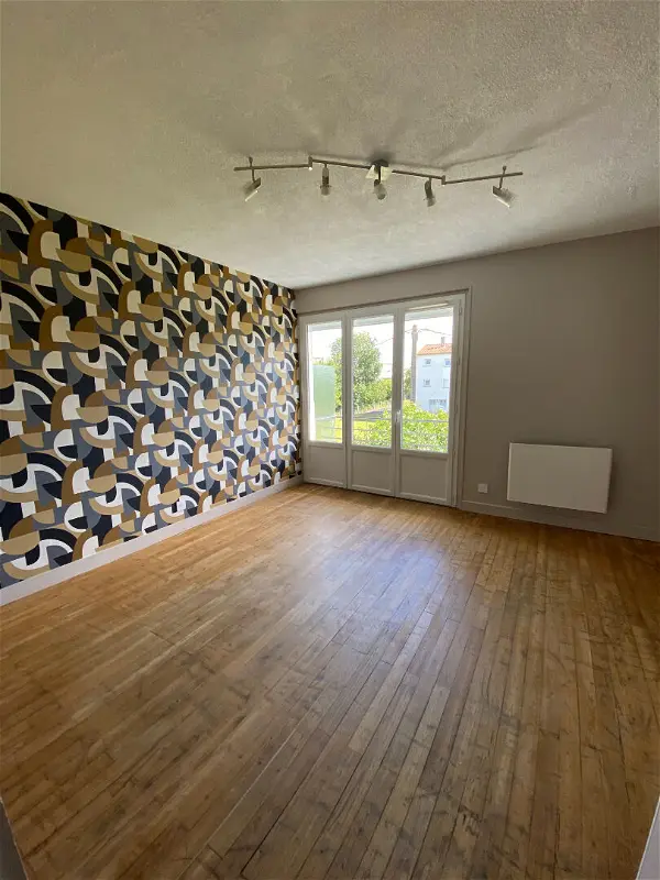 Location appartement 3 pièces - 47.14m² à Saintes (17100)