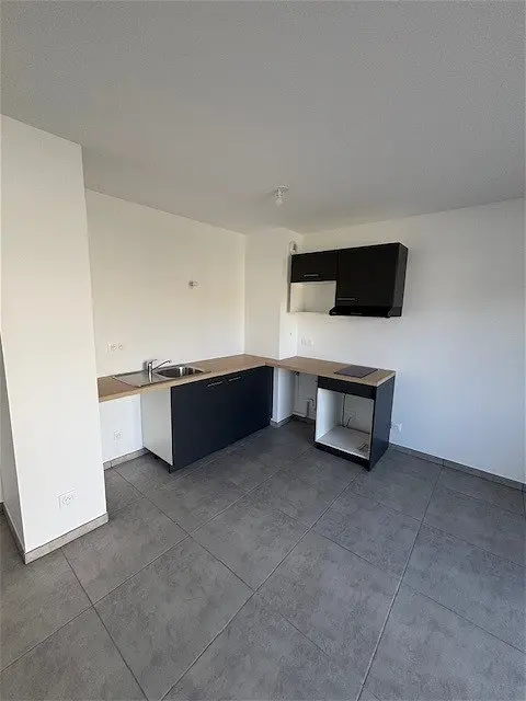 Location appartement 2 pièces - 44.5m² à Saint - etienne (42000)