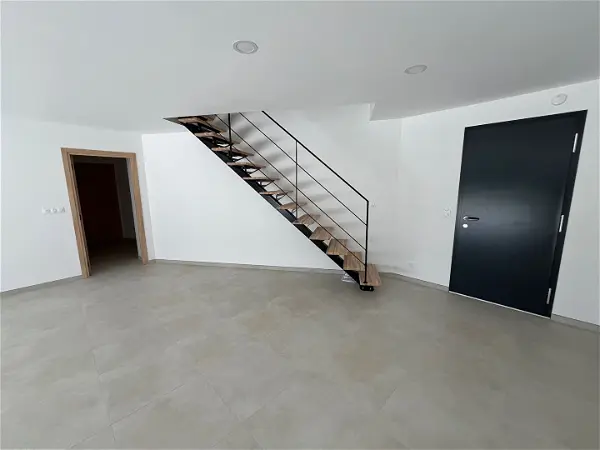 Maison à vendre - SAINT GILLES CROIX DE VIE, 5 pièces