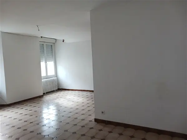 Location maison 5 pièces - 122.2m² à Change (72560)