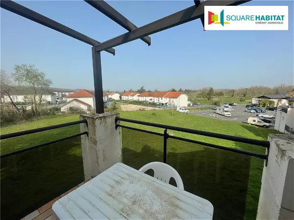 Location appartement 1 pièce - 30m² à Artiguelouve (64230)