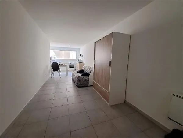 Location appartement 1 pièce - 33.4m² à Bourg-saint-andéol (07700)