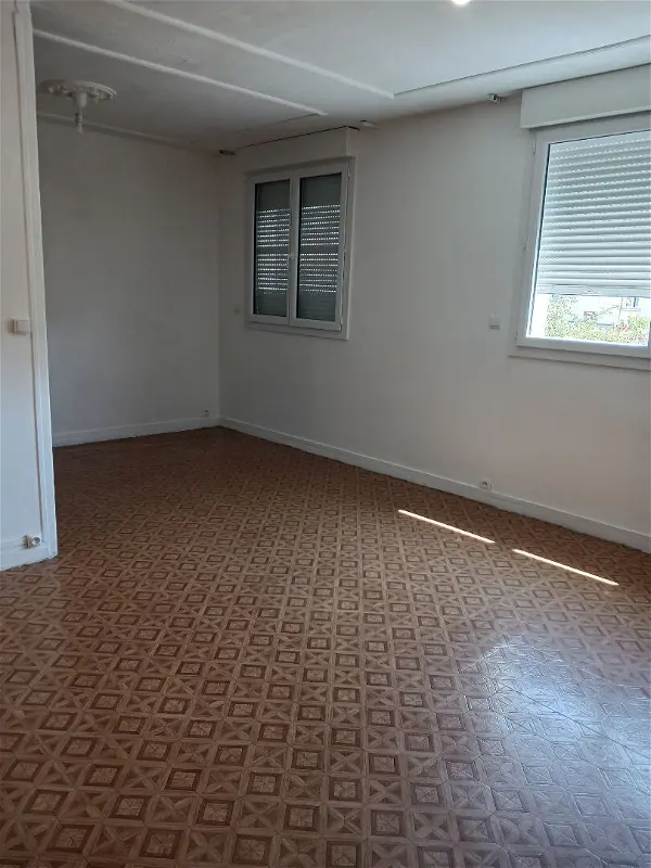 Location appartement 3 pièces - 59.7m² à Le mans (72000)
