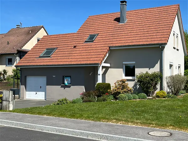 Maison à vendre - TREVENANS, 6 pièces