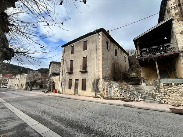 Achat maison 7 pièces - 170m² à Beaurieres (26310)