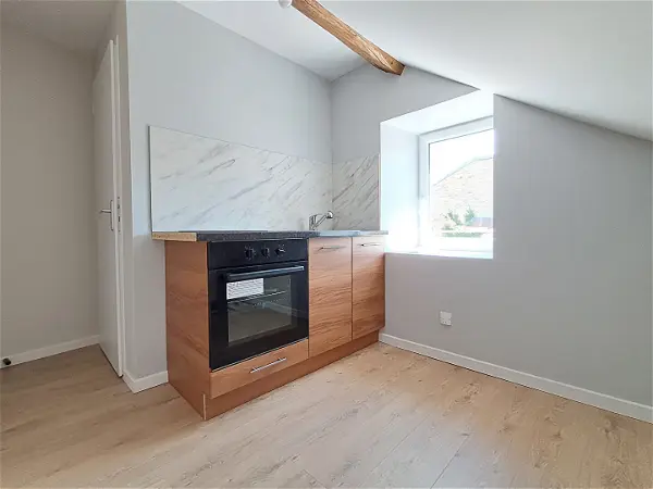 Location appartement 1 pièce - 25.1m² à Chaumont (52000)