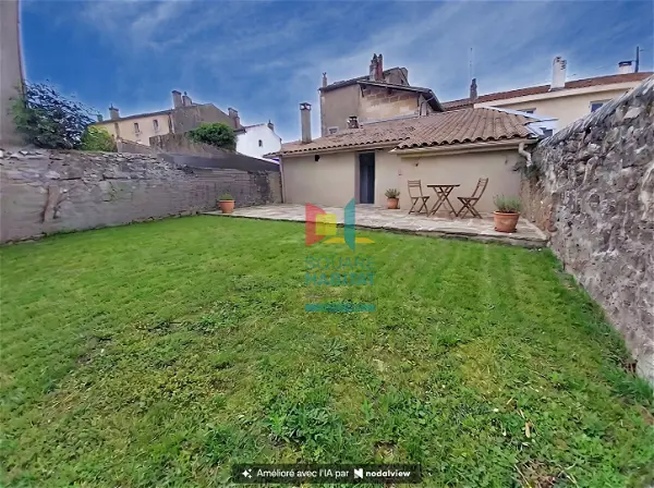 Achat maison 4 pièces - 140m² à Podensac (33720)