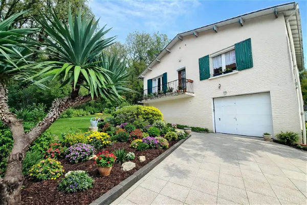 Maison à vendre - SAINT SULPICE DE ROYAN, 5 pièces