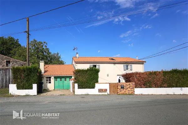 Maison à vendre - LA FERRIERE, 5 pièces
