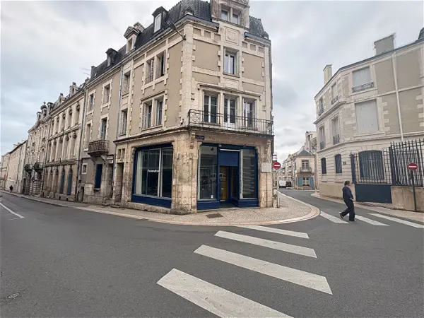 Local commercial à vendre - POITIERS, 4 pièces