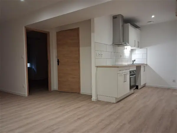 Location appartement 2 pièces - 47m² à Saint-rambert-en-bugey (01230)