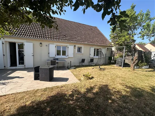 Achat maison 6 pièces - 130m² à Soucy (89100)