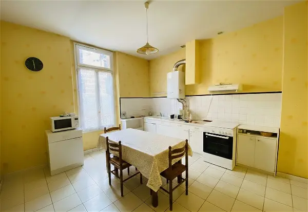 Achat maison 7 pièces - 171m² à Bagneres de bigorre (65200)