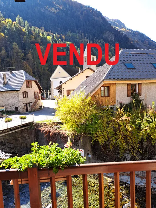 Achat appartement 3 pièces - 38m² à Chapelle en valgaudemar (05800)