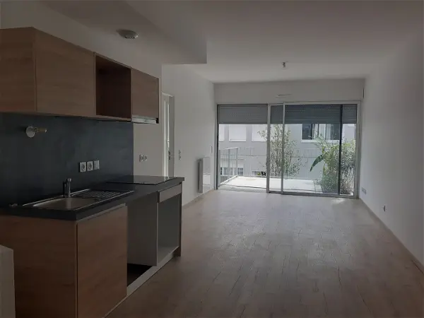 Location appartement 3 pièces - 69.87m² à Bordeaux bastide (33100)