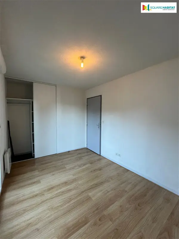 Location appartement 2 pièces - 33.88m² à Lourdes (65100)