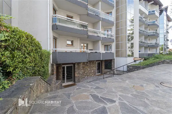 Appartement à vendre - VILLE LA GRAND, 3 pièces