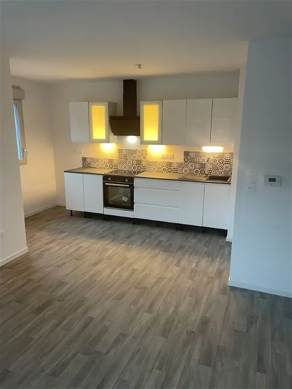 Appartement à louer - Valenciennes, 2 pièces