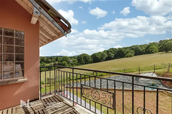 Maison à vendre - FRAHIER ET CHATEBIER, 5 pièces