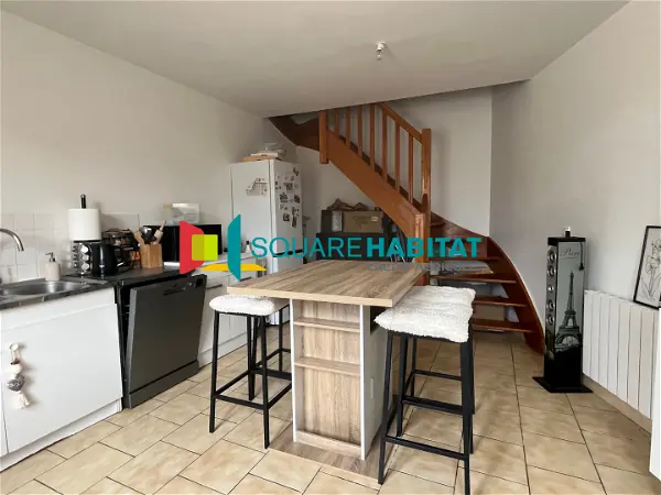 Location appartement 2 pièces - 42m² à Les aix d angillon (18220)