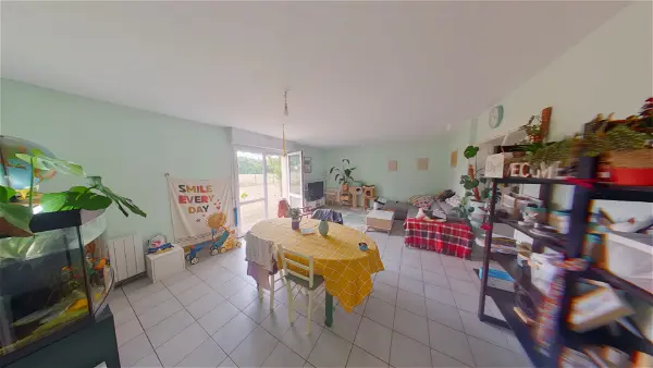 Maison à louer - MONTMORILLON, 4 pièces