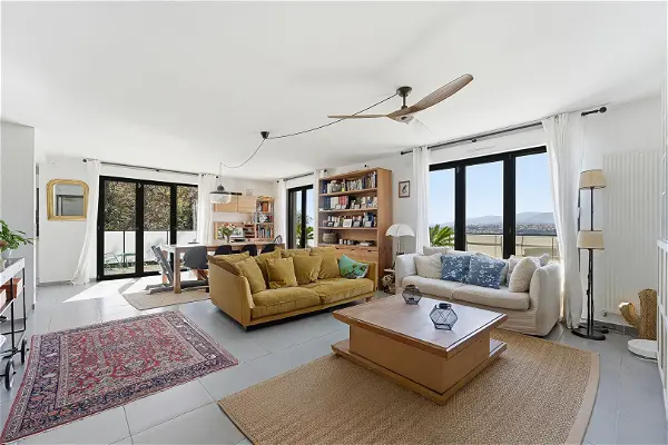 Maison à vendre - Nice, 4 pièces