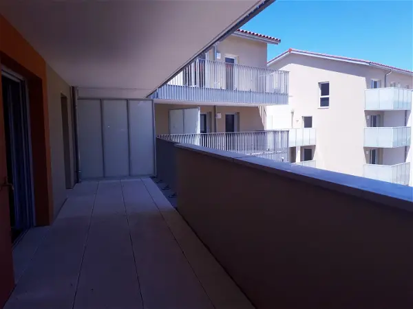 Appartement à louer - Rillieux-la-Pape, 3 pièces