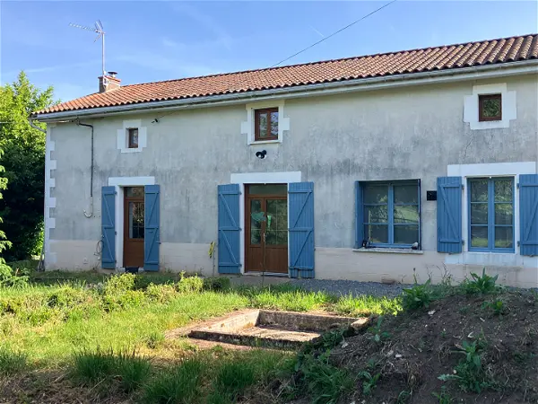 Maison à vendre - CHAMPAGNE SAINT HILAIRE, 4 pièces