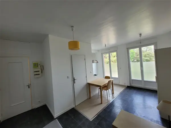 Appartement à louer - Valenciennes, 1 pièce