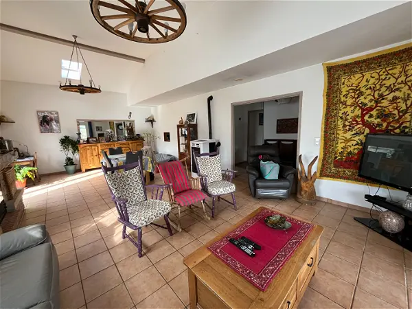 Achat maison 5 pièces - 150m² à Bellaffaire (04250)