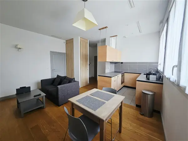 Appartement à louer - TOURS, 2 pièces