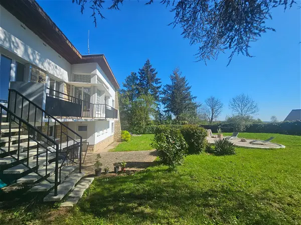 Maison à vendre - GREZ EN BOUERE, 8 pièces