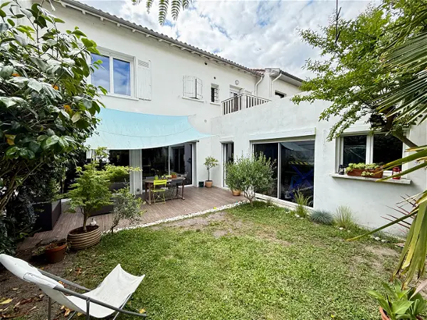Achat maison 5 pièces - 142.5m² à Talence (33400)