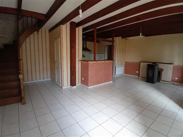 Location maison 3 pièces - 81.7m² à Essouvert (17400)