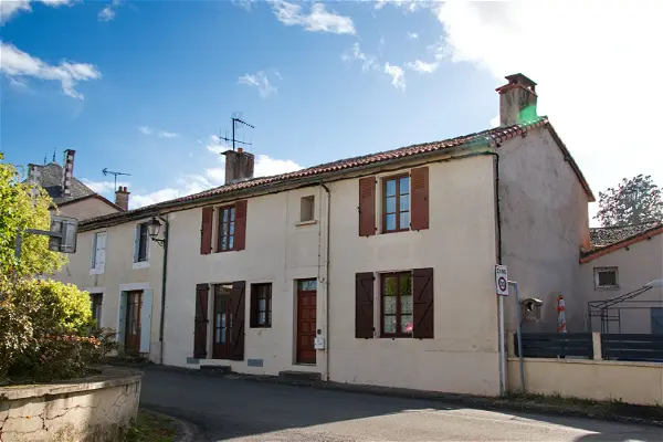 Maison à vendre - ROMAGNE, 4 pièces