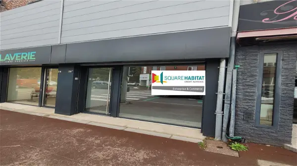 Local commercial à louer - LA BASSEE, 1 pièce
