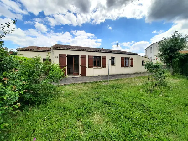 Maison à vendre - SAINTES, 5 pièces