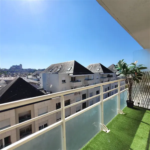 Location appartement 4 pièces - 85m² à Le mans (72000)