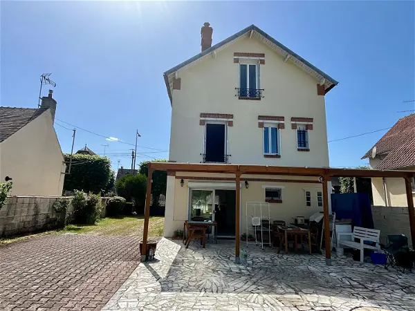 Maison à vendre - AMILLY, 5 pièces