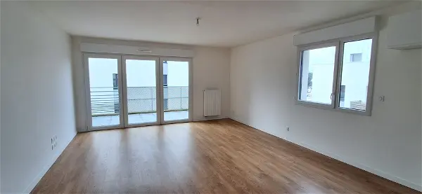 Appartement à louer - REZE, 3 pièces