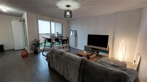 Appartement à louer - L'Isle-d'Abeau, 3 pièces