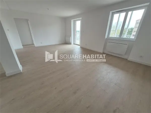 Location appartement 4 pièces - 78.8m² à Cambrai (59400)
