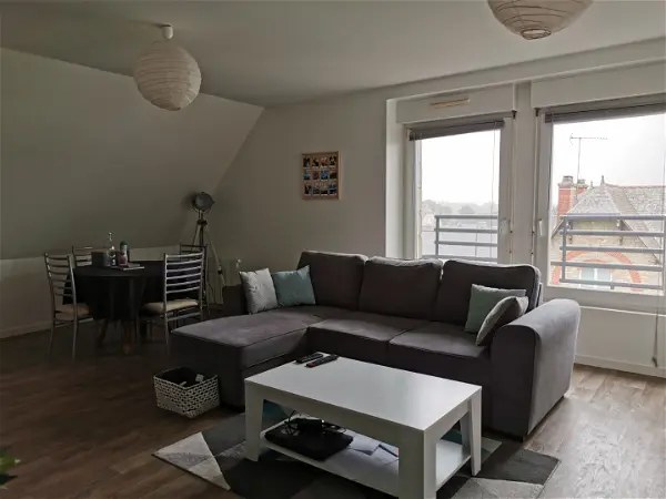 Location appartement 2 pièces - 39m² à Ploermel (56800)