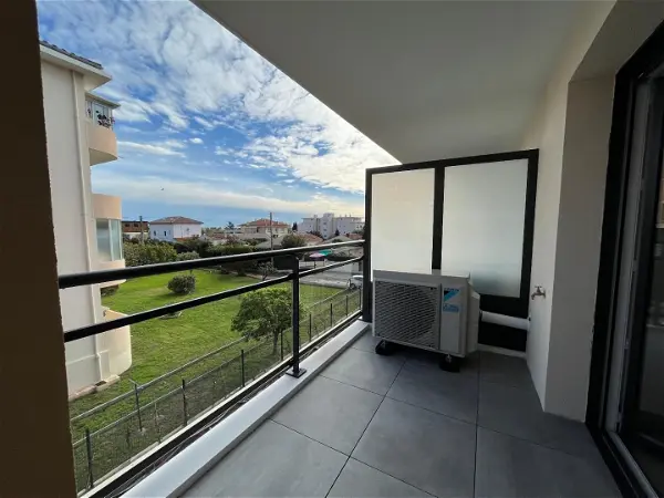 Appartement à louer - ST LAURENT DU VAR, 3 pièces
