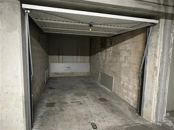 Location stationnement à Marseille (13008)