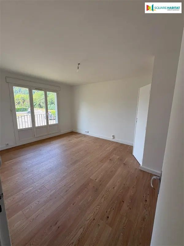 Location appartement 3 pièces - 57.5m² à Gelos (64110)