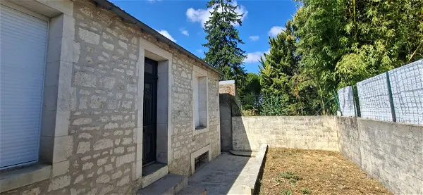 Location maison 4 pièces - 84.79m² à Saintes (17100)